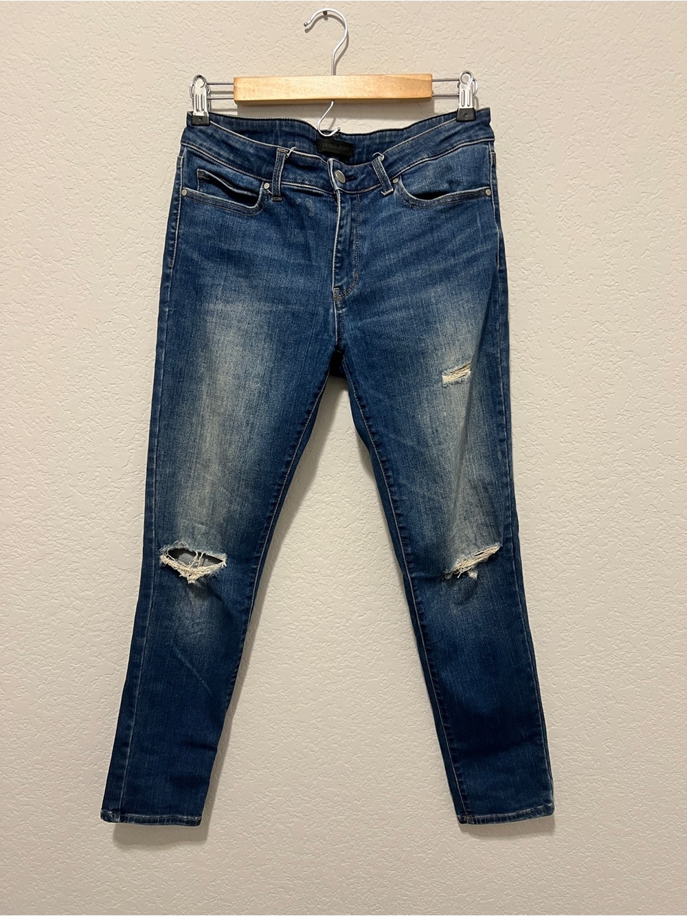 Uniqlo Blue Distressed Mid-Rise Ultra Stretch Skinny Jeans